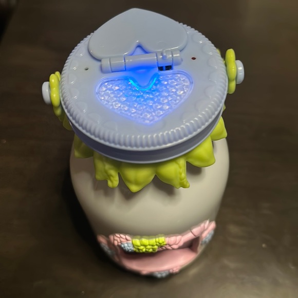 WowWee Got2Glow Fairy Finder Electronic Fairy Jar Catcher - Picture 1 of 3